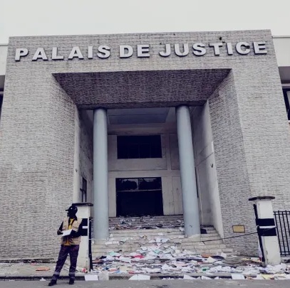 PALAIS DE JUSTICE